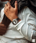 RZE: Valour Chronograph Crusader White